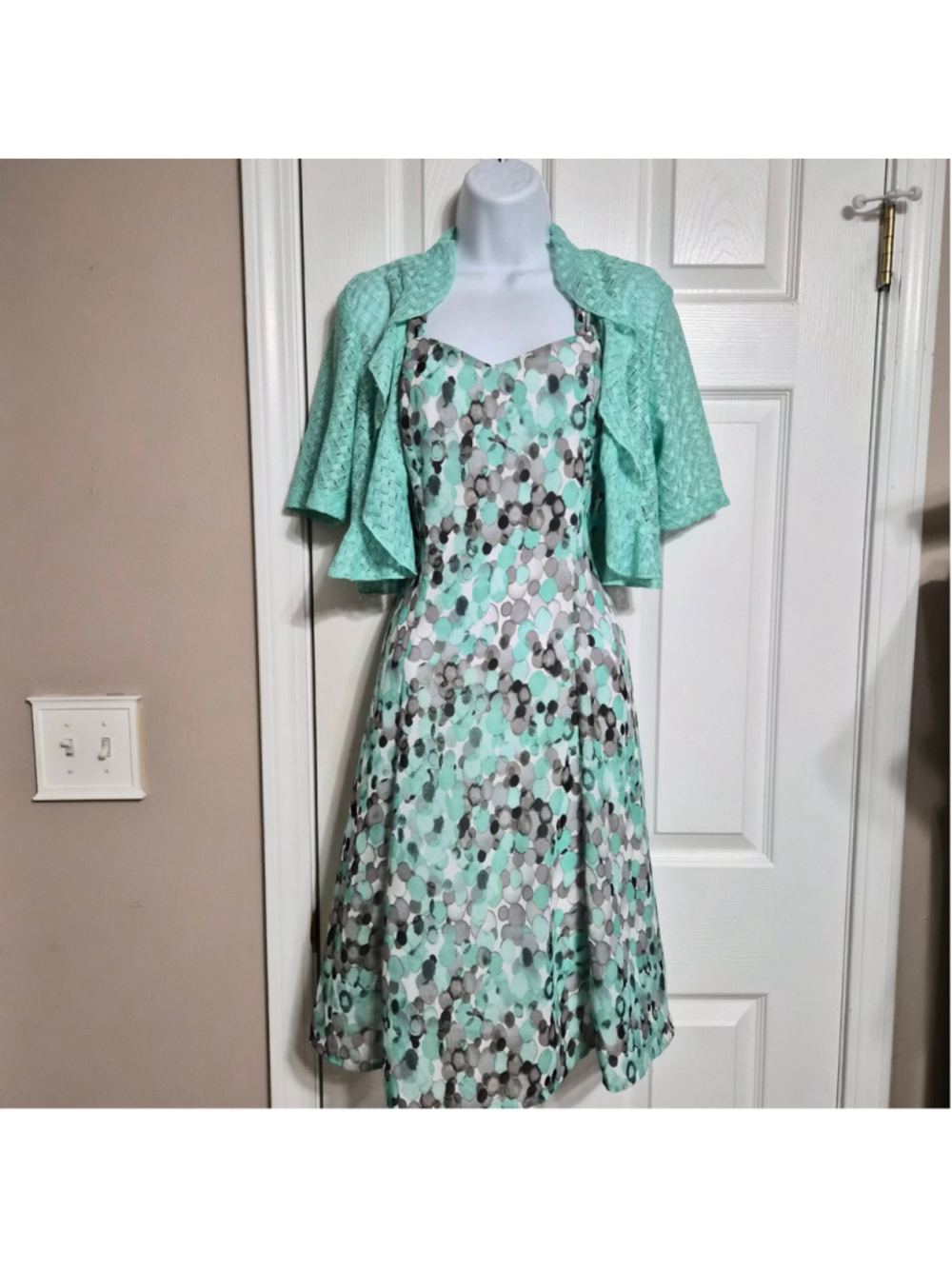 R&K Women's Midi Dress Size M Mint Green 💚 Grey Lace Bolero Set